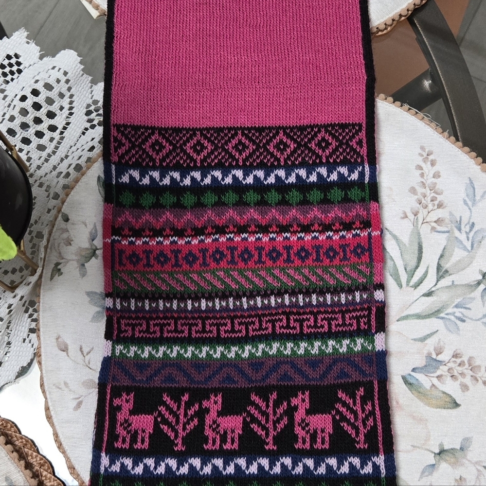 Colorful Patterned Knit Scarf - Picture 3 of 4